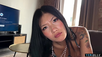 Anh Chàng Bắt Quả Tang Em Kế Trung Quốc Gửi ảnh Nude Cực Phê